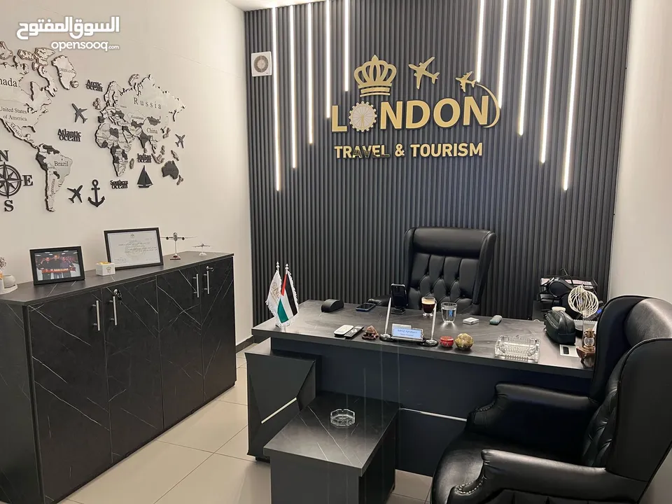 مكتب خلو للايجار بمساحة 350 متر طابقين شارع مكة