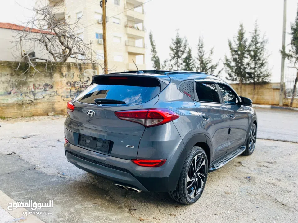 هونداي توسان فل الفل مع فتحة 4/4