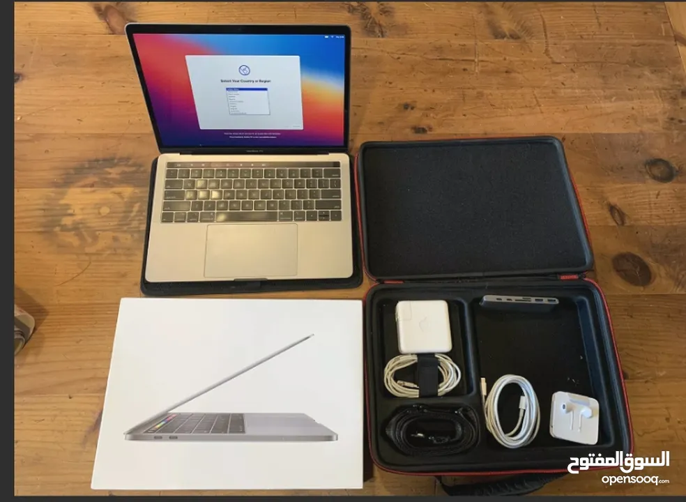 ماك بوك برو 2019 15.6" MacBook pro 13.3" + Ext monitor - (229037178) |  السوق المفتوح