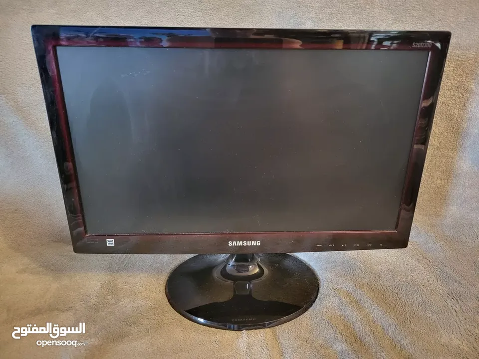 Samsung 19 inch monitor for Sale. Resolution 1600x900 60HZ.