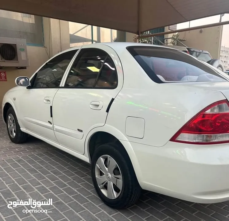 nissan sunny white 2008