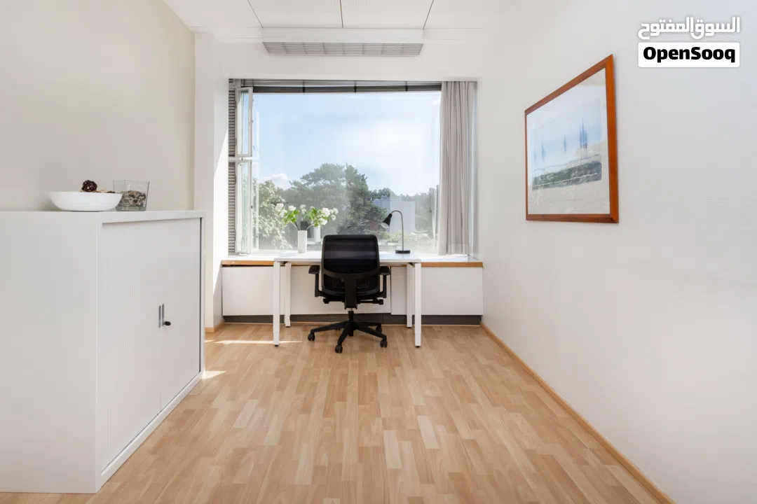 Meet, work or collaborate in our professional BAHRAIN, Almoayyed Tower  business centre