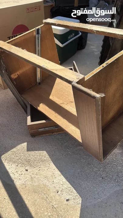 أثاث مكتبي ومنزلي للبيع + صوبات كاز وغاز وطابعة ومكتب هندسي