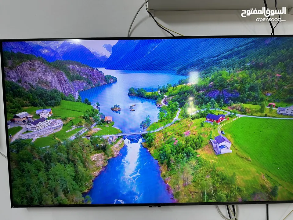 شاشه سامسونج 50 انشً Samsung crystal UHD 50”