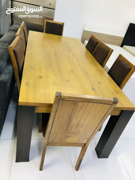 8 siter Dining table