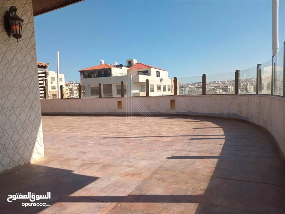 شقة فاخرة للبيع او للايجار في خلدا