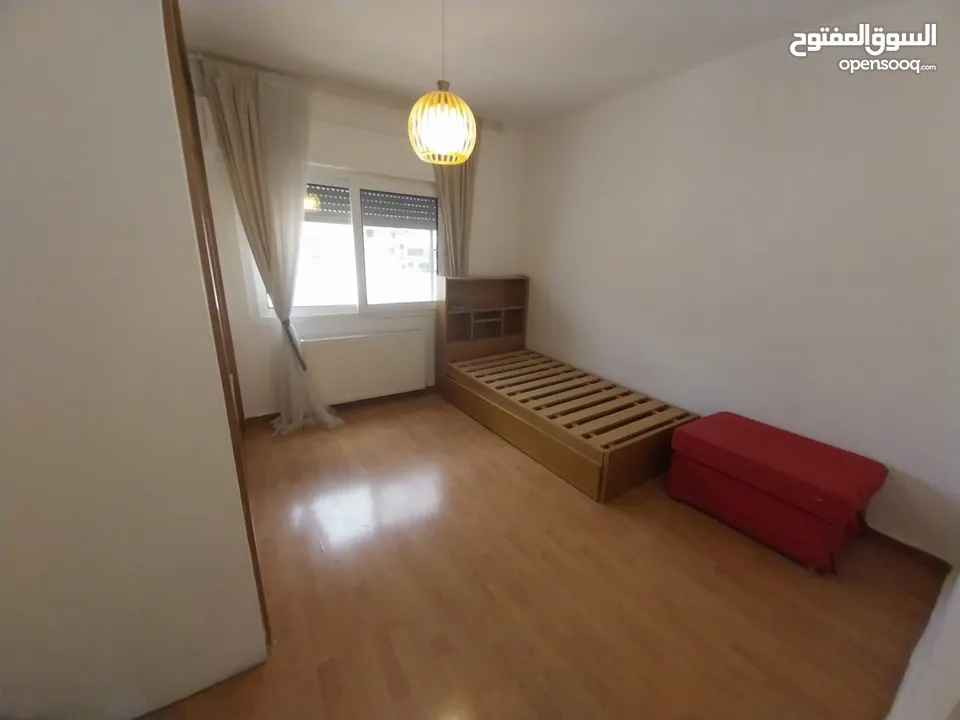 Unfurnished apartment to Rent  ( Property 38822 )-174775443