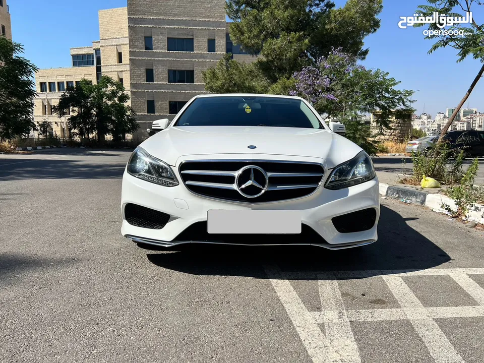 MERCEDES BENZ - E350