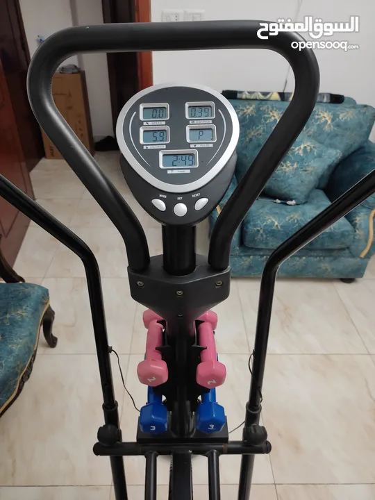 جهاز كروس وبسكليت رياضي من شركة World Fitness