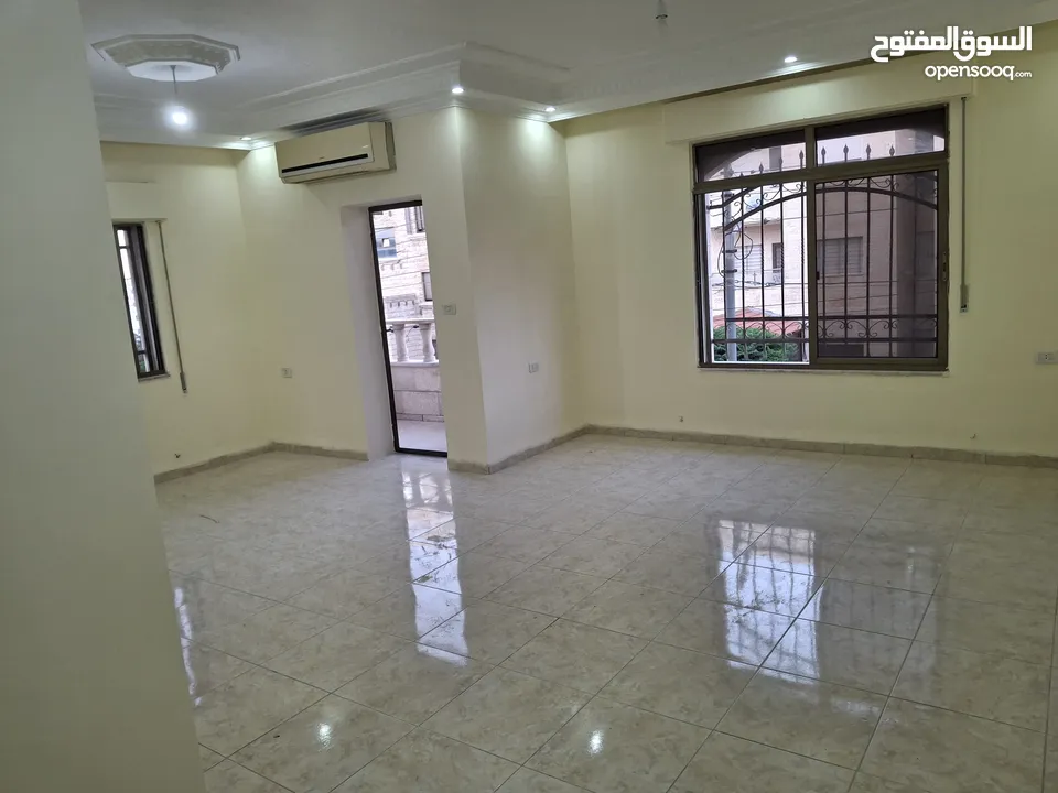شقة مميزة للايجار في الجبيهة منطقة ام زويتينة