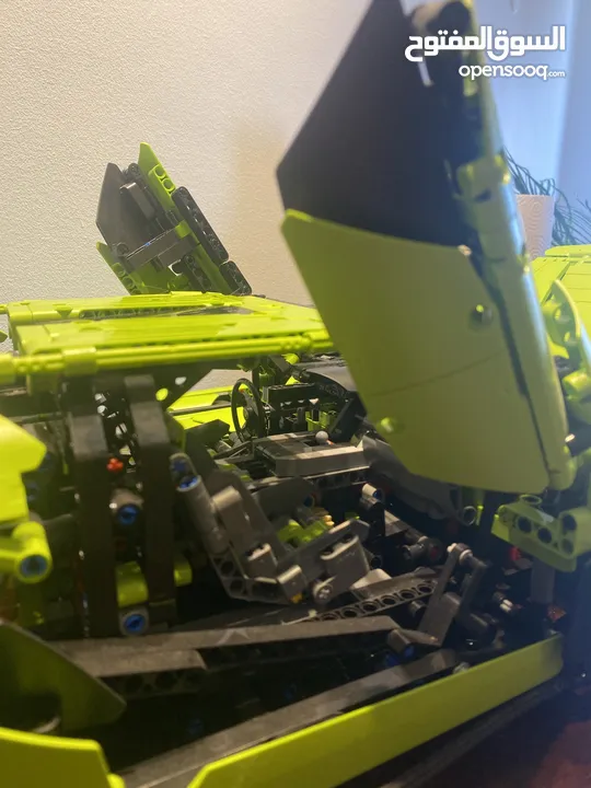 Lamborghini Sián FKP 37 1:8 Ferrari Daytona SP3 - High-Detail Technic-Style Construction Model