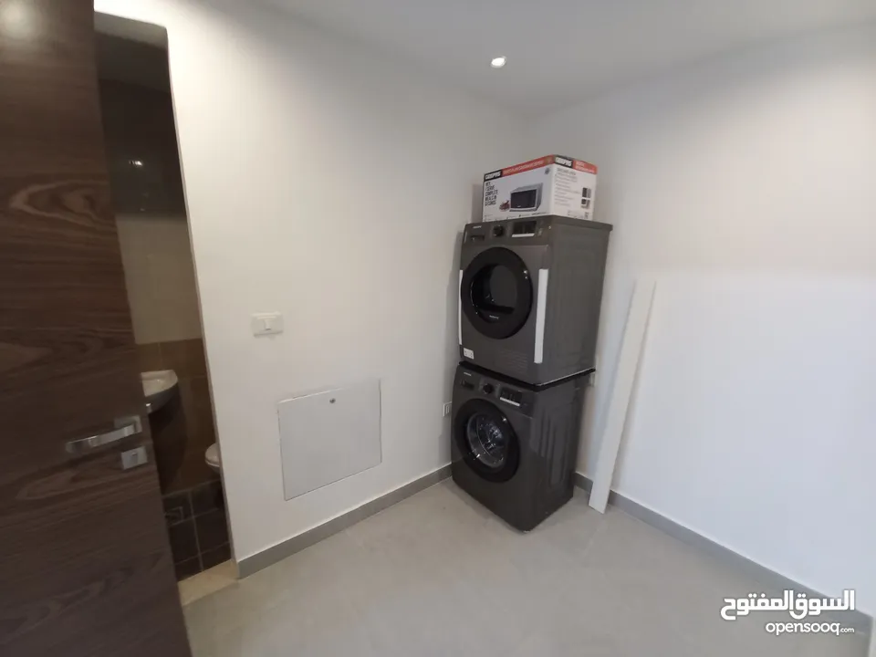 شقة غير مفروشة للإيجار 420م2 ( Property 12999 )-175073071
