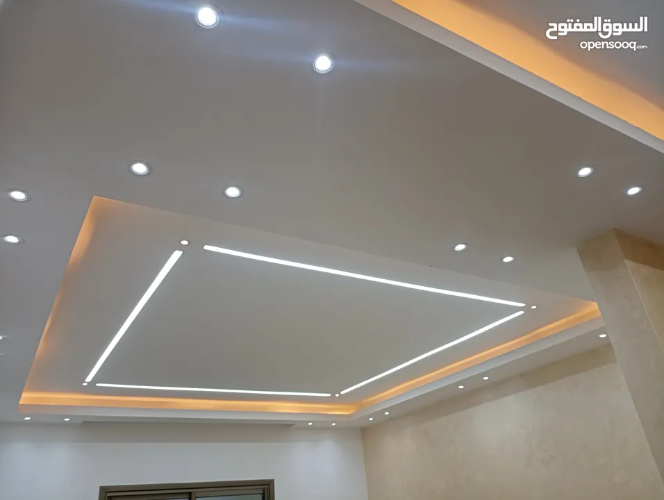 منزل خاص مع حديقة ومدخل