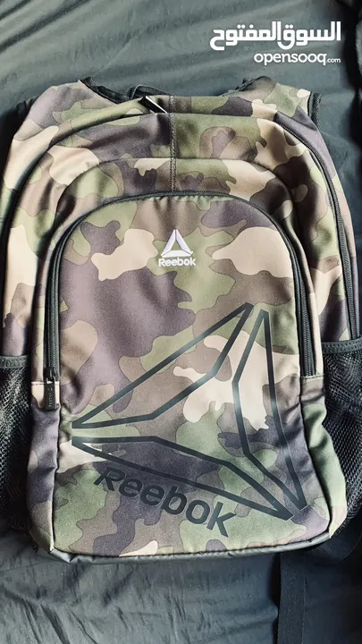 حقيبة ظهر جديدة وكالة أصلية نوع Reebok