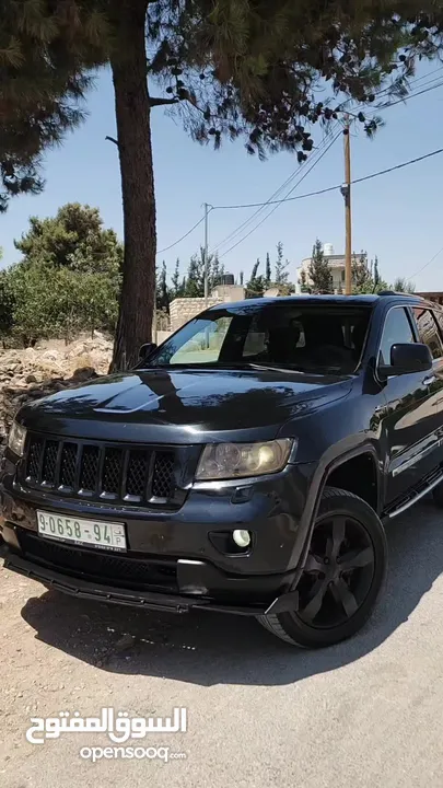 جراند شيروكي  باختصار  فل الفل من كل الإضافات والتعديلات  ماتور 3000 ديزل مع نظام تبريد معدل  نص بنص