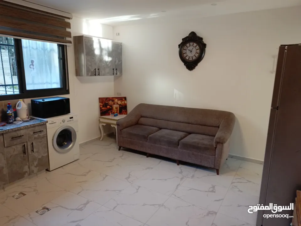 ستديوهات يوميه وشهريه