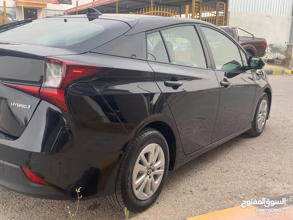 Toyota Prius 2019 For sale تويوتا بريوس للبيع