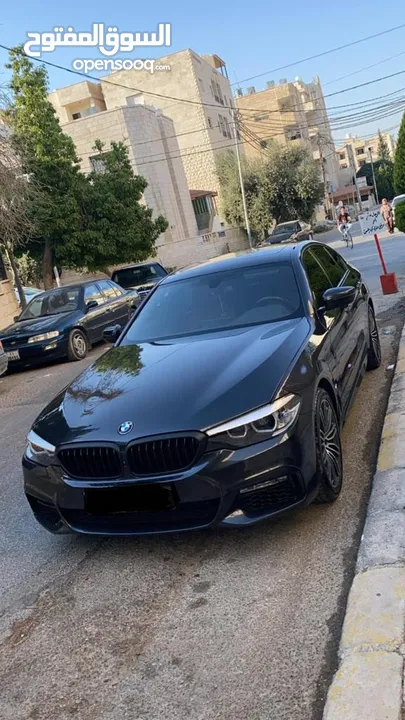 BMW 530e FOR RENT CARS