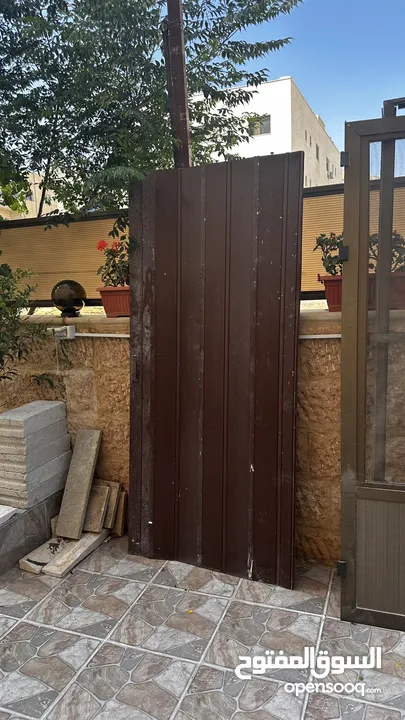 نثريات منزل للبيع ( شباك ، باب اكوردين ، باب الالمنيوم خارجي )