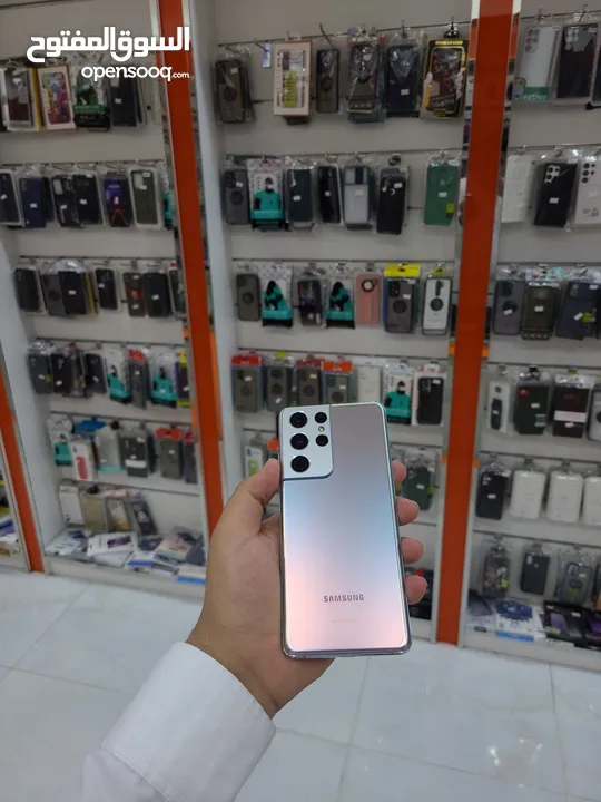 الجوال الرهيب S21ultra 512gb نظيييف جدا  مع كرتونة بدون اي خدوش و بدون اي مشاكل