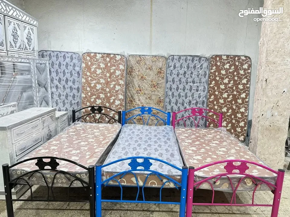 تخوت حديد متوفر جميع الالوان كفاله خطيه 8سنوات