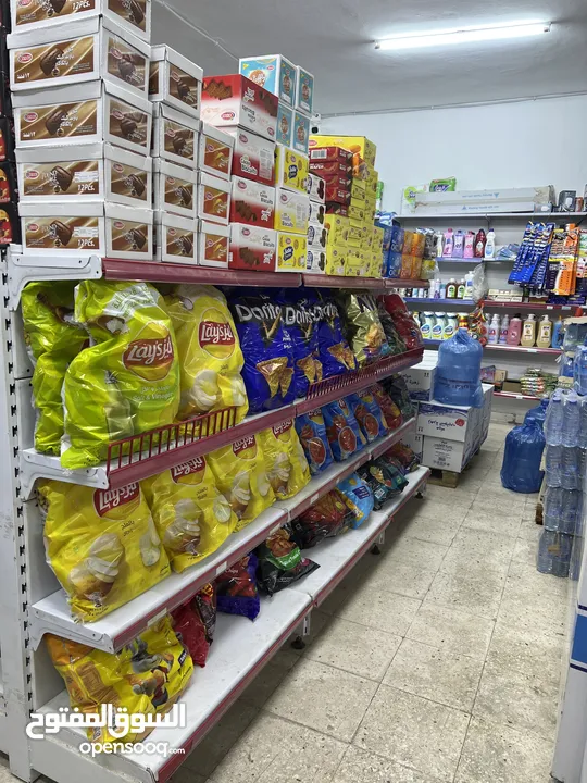 سوبر ماركت  دكان ثلاث مخازن مجهز بالكامل
