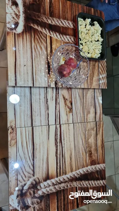 طاولة سفرة مع 6 كراسي