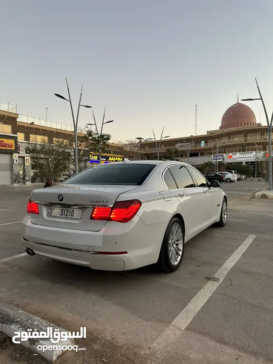 للبيع BMW 2013  730li