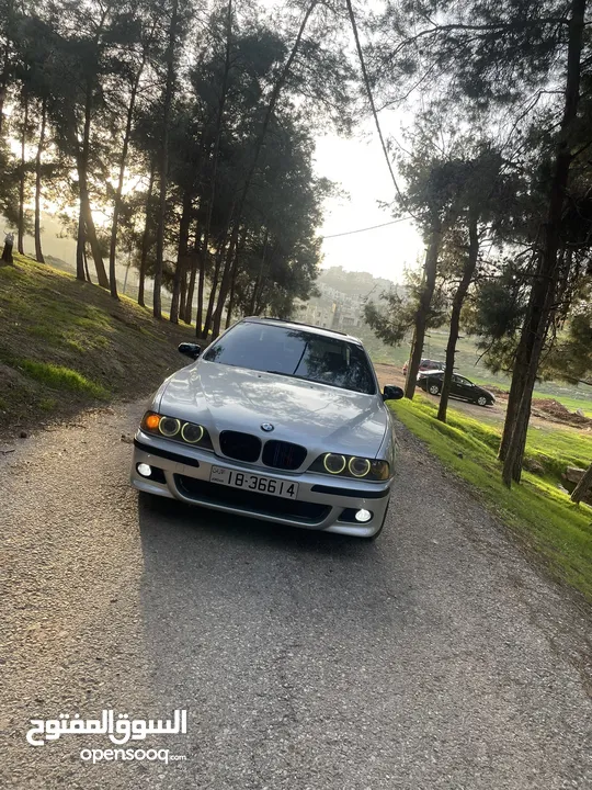 BMW  520 E39