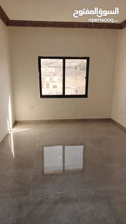عمارة طابقية مميزة جداً للبيع عبارة 4 طوابق / القويسمة