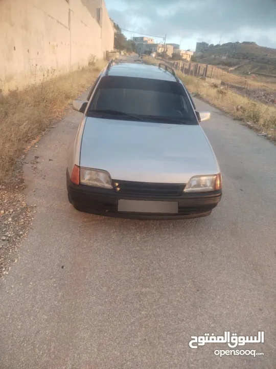 اوبل كدت ستيشن موديل 88 محرك 1600 انجكشن فحص قير عادي مرخصه ترخيص طويل