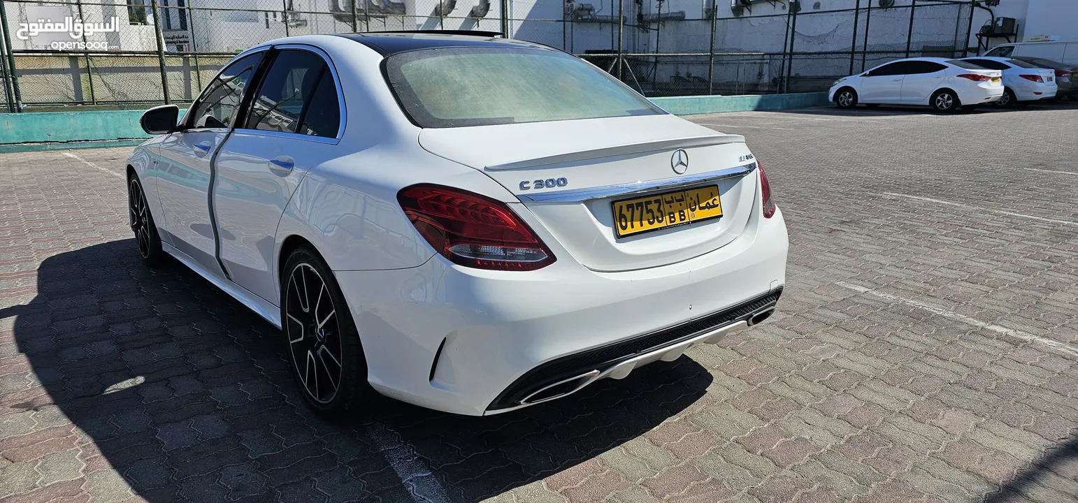 مرسيدس AMG أصل C300 فول ادشن بنوراما