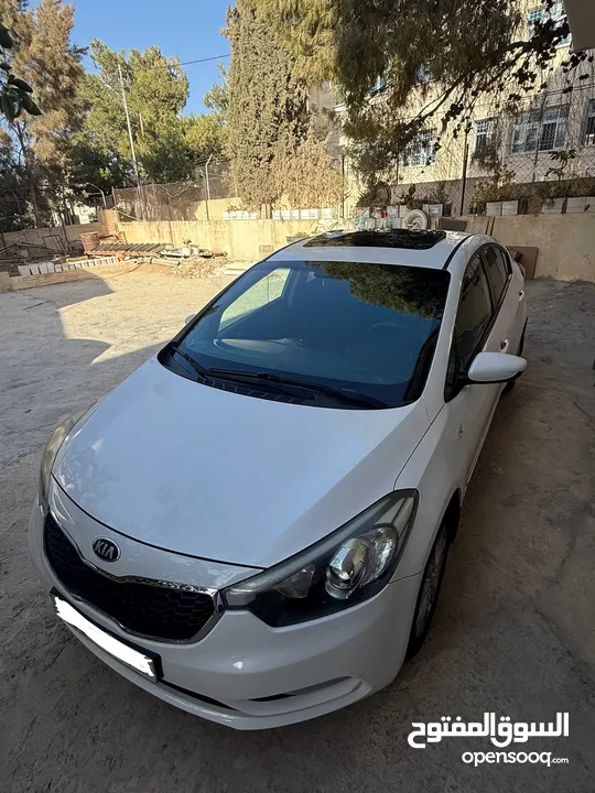 كيا سيراتو k3 سعرررررر حرررررررق حرررررررق مع فتحة سقف