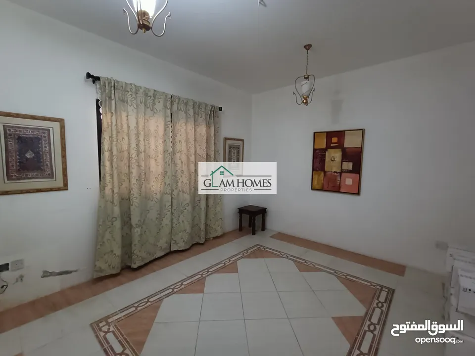 State of the art 7 BR villa available for rent in Azaiba Ref: 372H