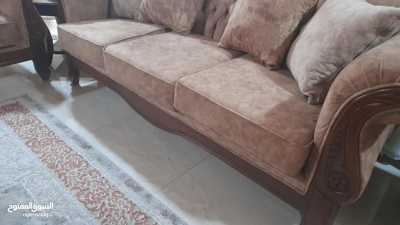 كنابيات جديد غير مستعمل ولا يوم ب سعر رخيص وقابل للتفاوض
