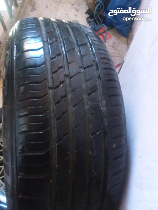جنط  bbs  الماني اصلي .15 بحالة جيدة جدا . 5 براغي محير .... مع كوشوك نظيف
