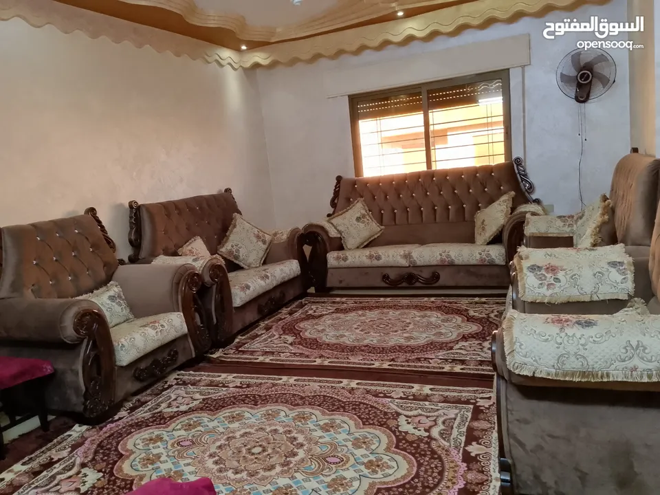 اثاث غرفة جلوس
