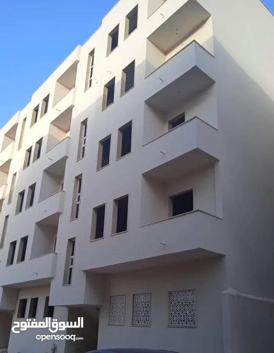 شقة ارضية للايجار كمخزن، السراج،شارع البغدادي