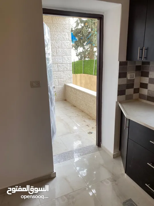 شقة للإيجار في البيرة البالوع