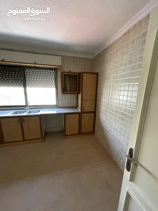 شقة طابق ثالث للايجار في مرج الحمام