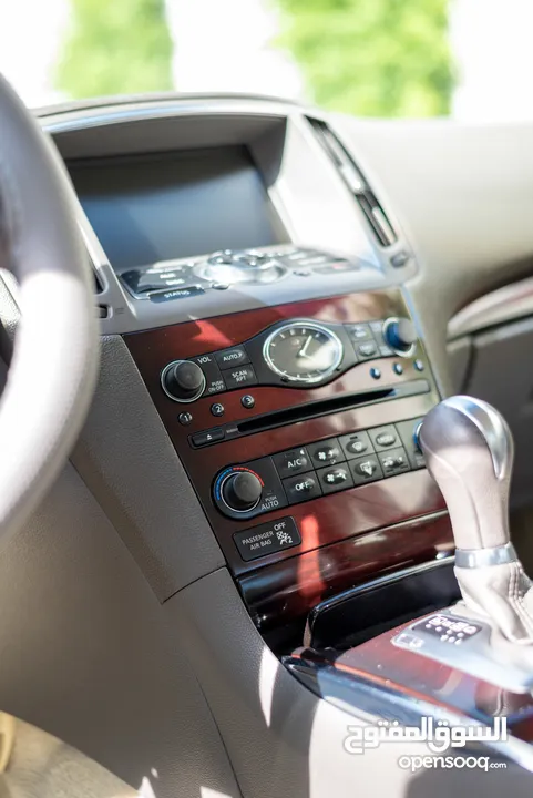 إنفينيتي G37 موديل 2012 - 4 جيد - سيارة رياضية مع محرك V6 3.7L