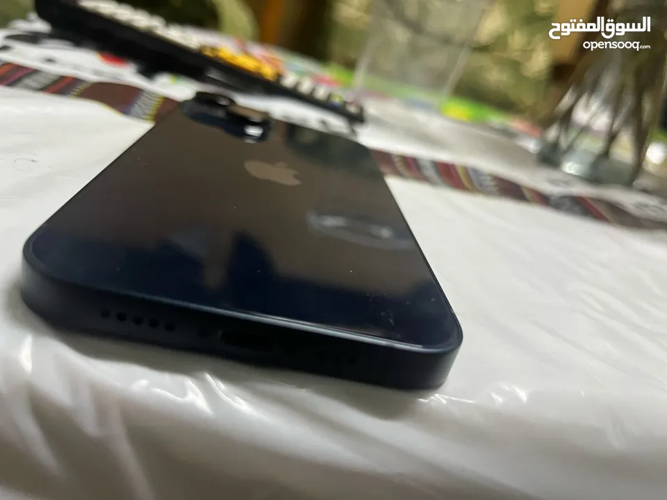 ايفون 14 جيجا 128 - للبيع iPhone 14 بحالة الوكالة - نظيف جداً وبسعر مميز!