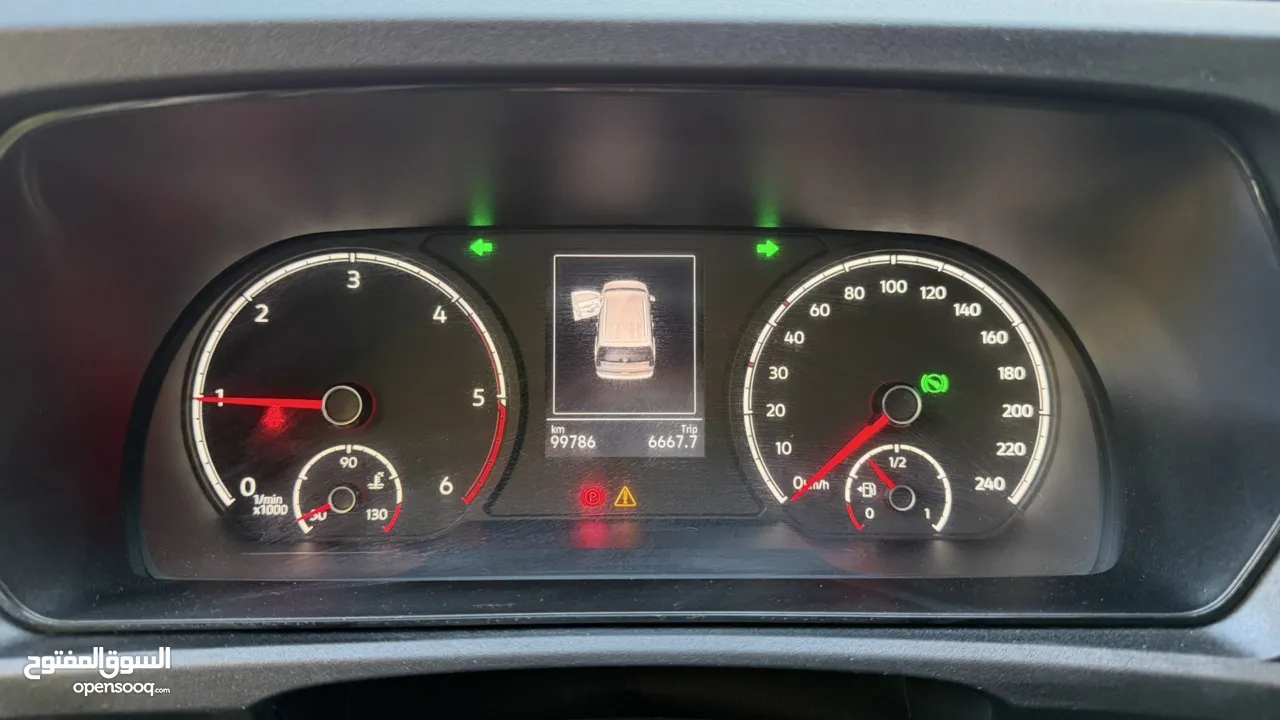 فولكس فاجن كادي ترخيص 2022/ركاب 6+1 محرك 2000 ديزل  جير اوتاوماتيك 122 حصان