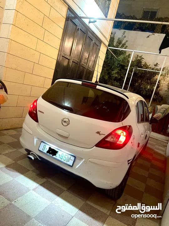 ترخيص ، تأمين ، دهان شركة ولا قطعة مدهونة ، صيانة دورية