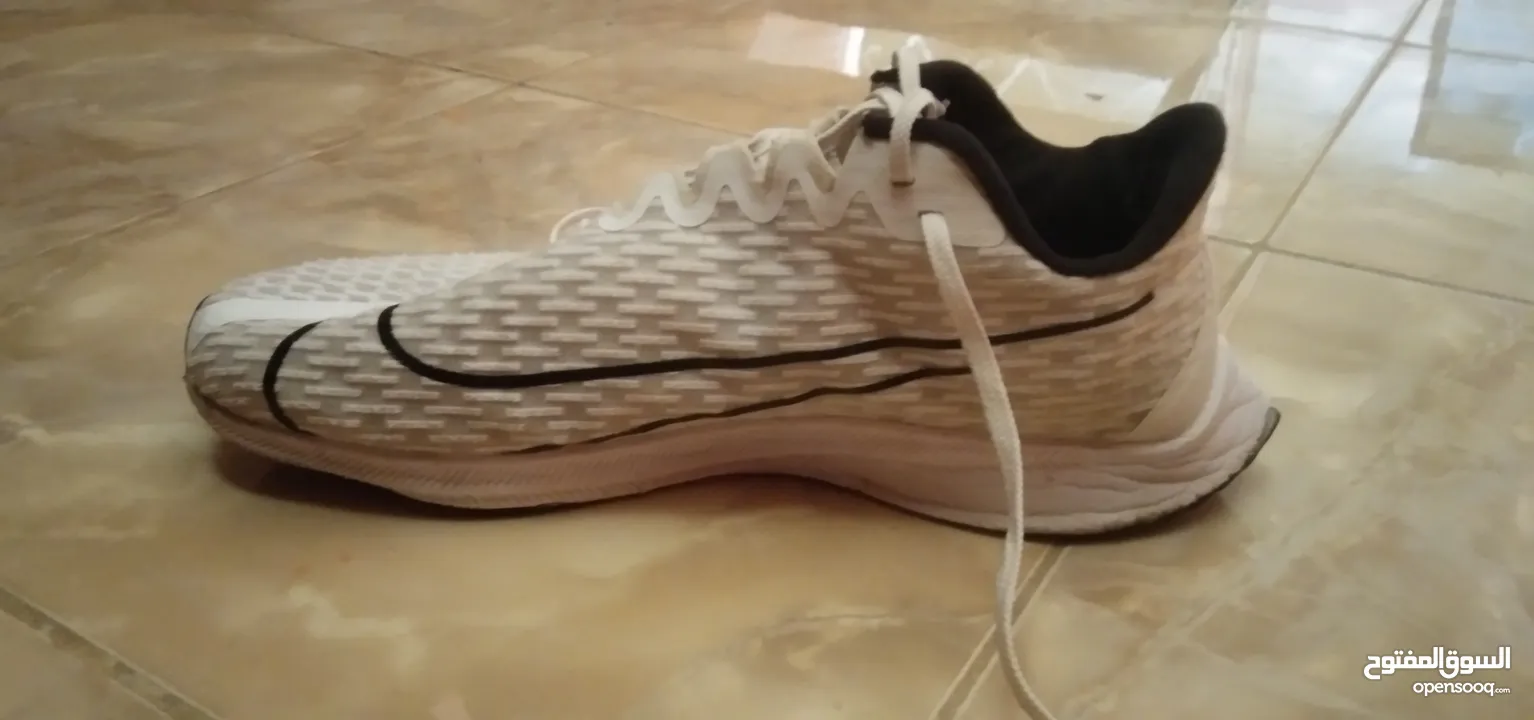 Nike zoom running rival fly 2