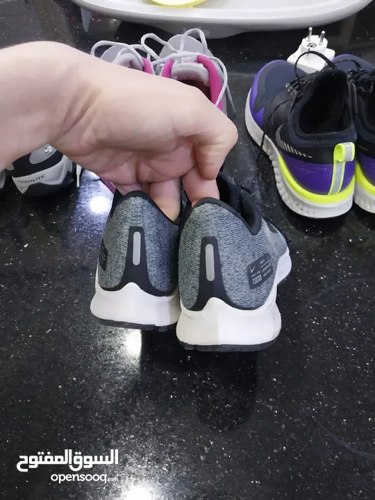 Original Nike walking or running shoes, new and unused حذاء مشي او جري نايك اصلي مسافات  مقاس 37.5