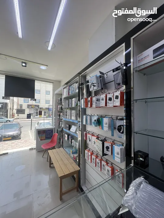 محل هواتف للبيع mobile shop for sale