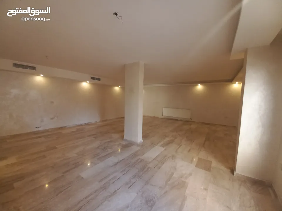 شقة فارغة للايجار في دير غبار جديدة لم تسكن 200 متر