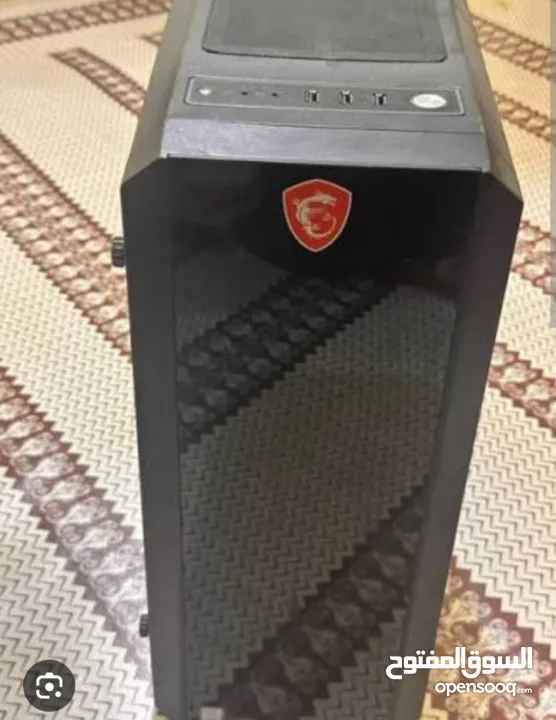 كمبيوتر موصفات متوسطة مستعمل حالة ممتازة