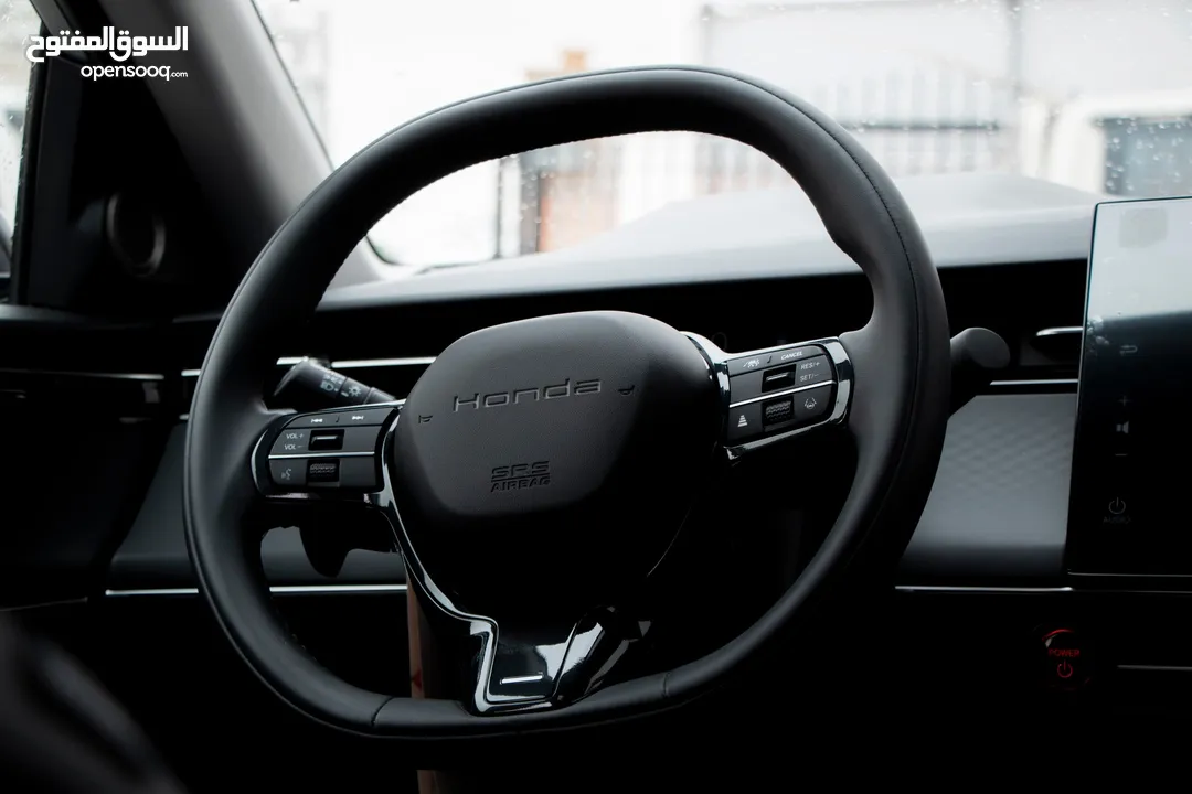 HONDA e:NP2 2025